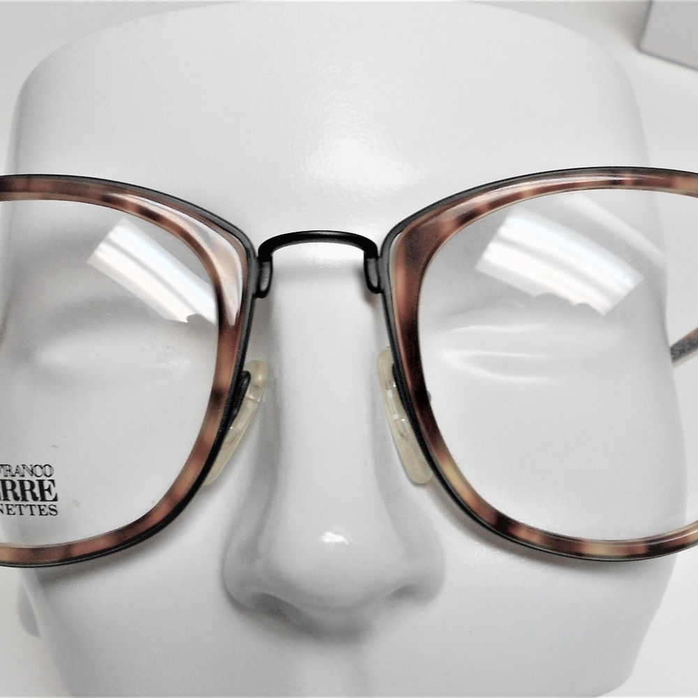 VINTAGE GIANFRANCO FERRE EYEGLASES MOD. GFF 60 05G